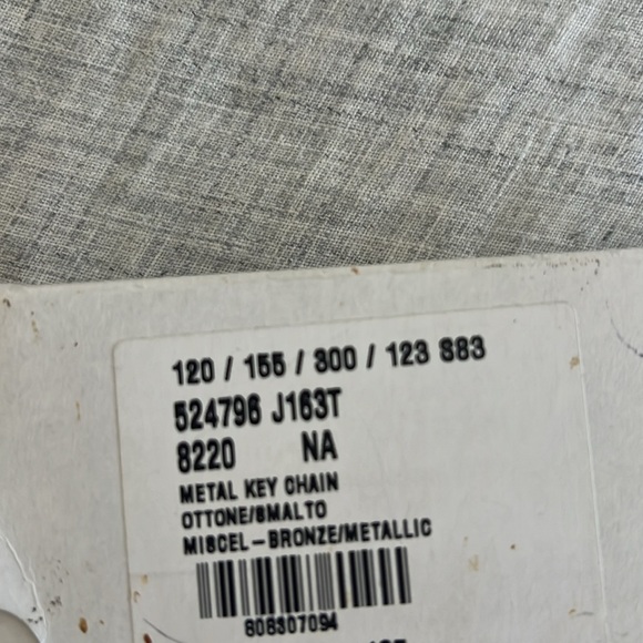 🆕💯% Auth Gucci Black Enamel Key Ring GG - Picture 4 of 4